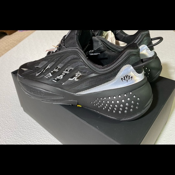 Adidas Ozrah x GUCCIMAZE - Picture 6 of 10